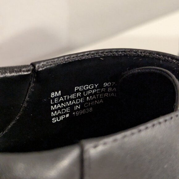 St. John's Bay Peggy black patent leather low-heeled ankle boots, women's size 8 - Picture 6 of 8